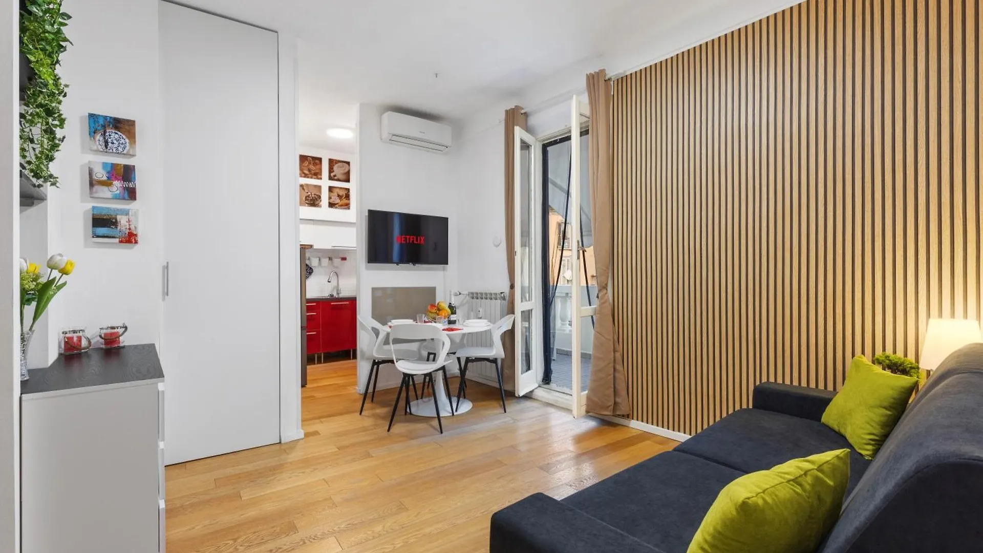 Milano City Life Elegant Penthouse With Terrace, Wi-Fi Netflix, Subway Italy